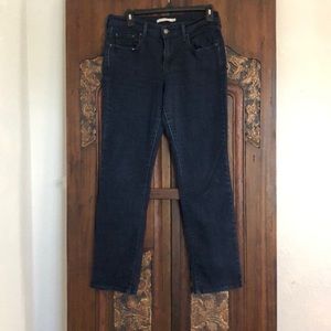 Women Levis Jean